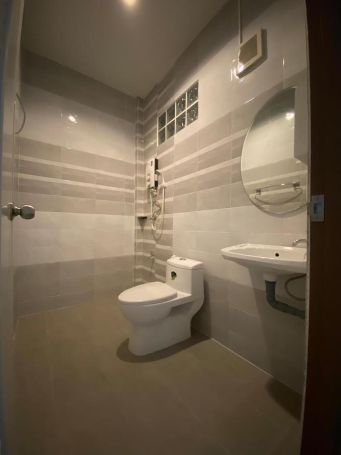 The O2 Resort Hat Yai Bagian luar foto